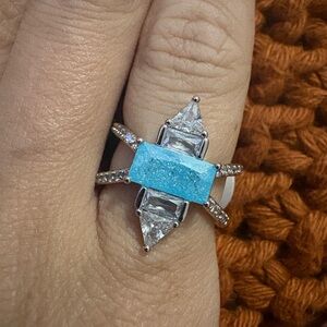 Elegant Blue and Silver Women's Ring